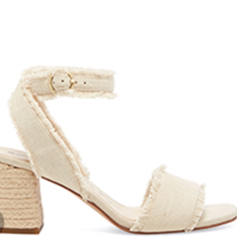 Sole Society Frayed Block Heel Sandal in Beige 🆕